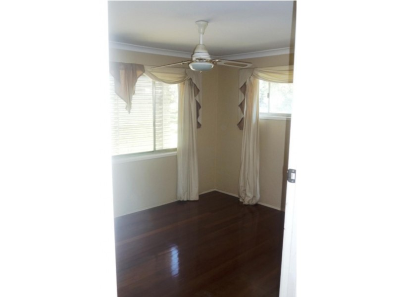 49 Lewana St, Mansfield QLD 4122