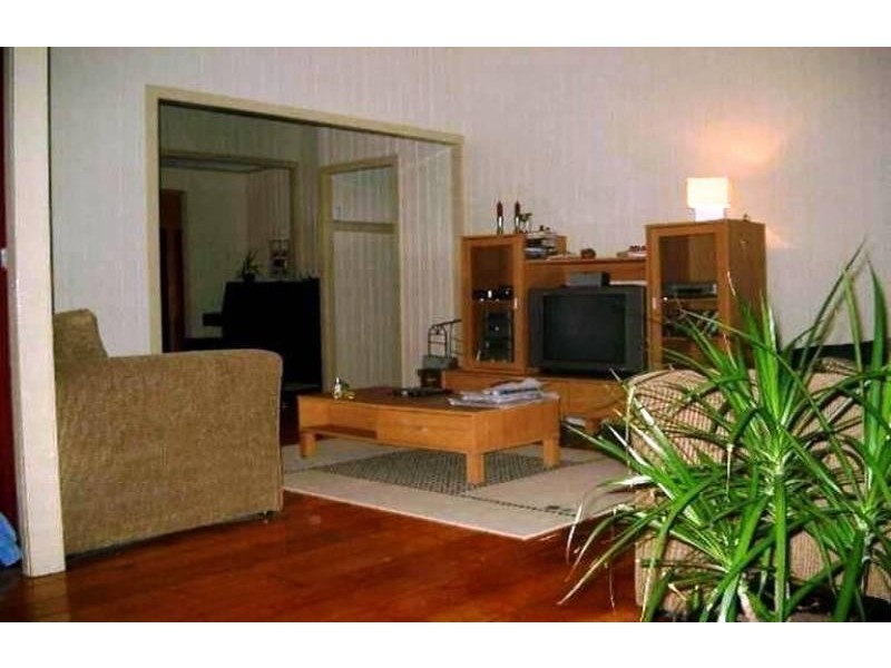 23 Esther  St, Tarragindi QLD 4121