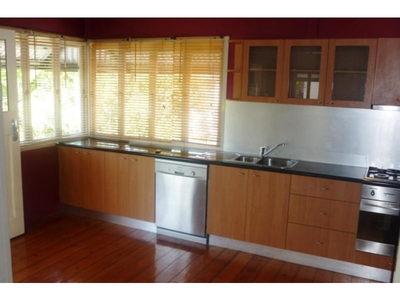 23 Esther  St, Tarragindi QLD 4121