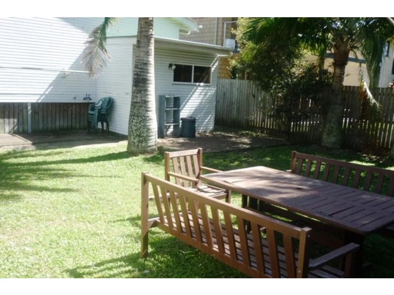 73 Cavell St, Birkdale QLD 4159