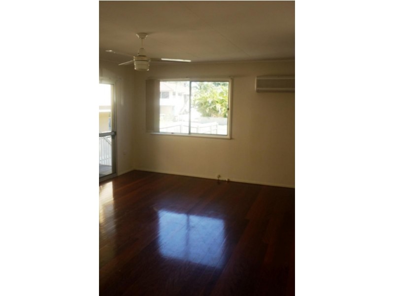 73 Cavell St, Birkdale QLD 4159