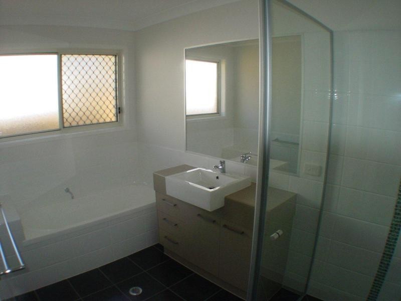 236 Adeline Pl, Durack QLD 4077