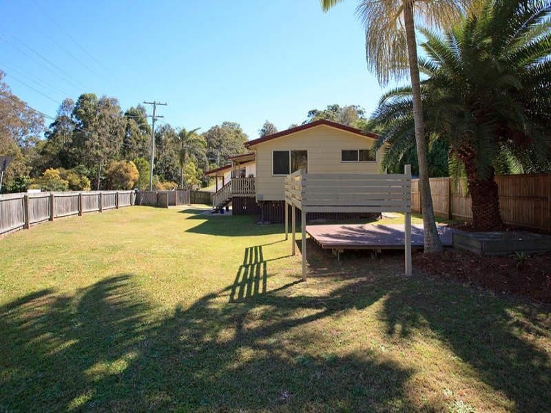 192 Bapaume Rd, Holland Park QLD 4121