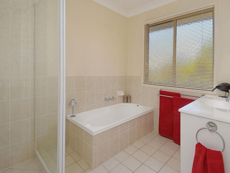 10/10 Kaija St, Mount Gravatt East QLD 4122