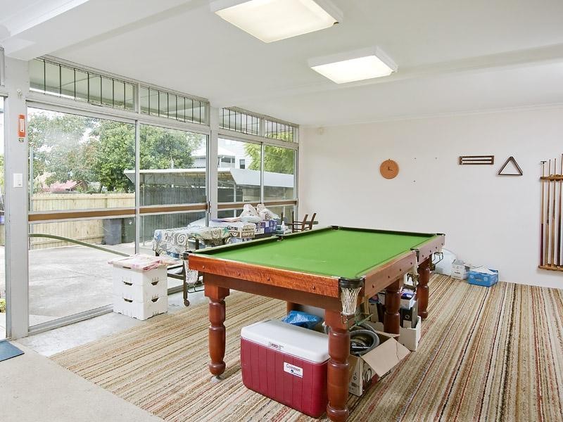 33 Hobart  Ave, Camp Hill QLD 4152