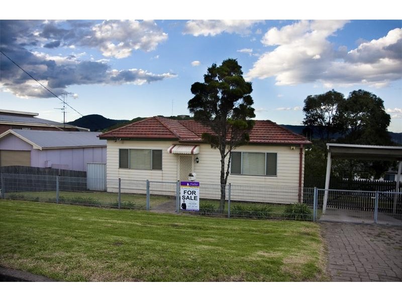 258 Flagstaff Rd, Lake Heights NSW 2502