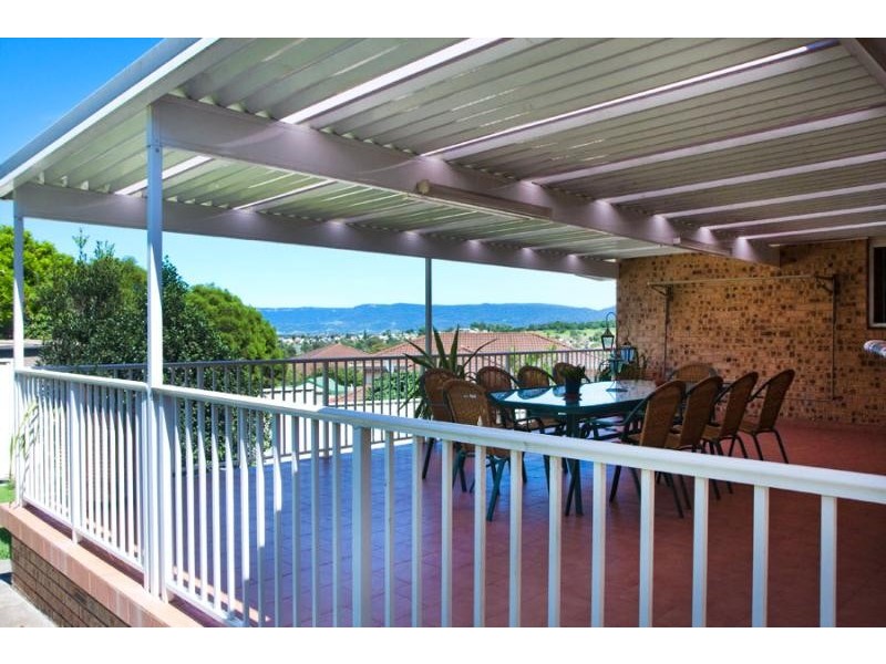 11 Castle Ct, Berkeley NSW 2506