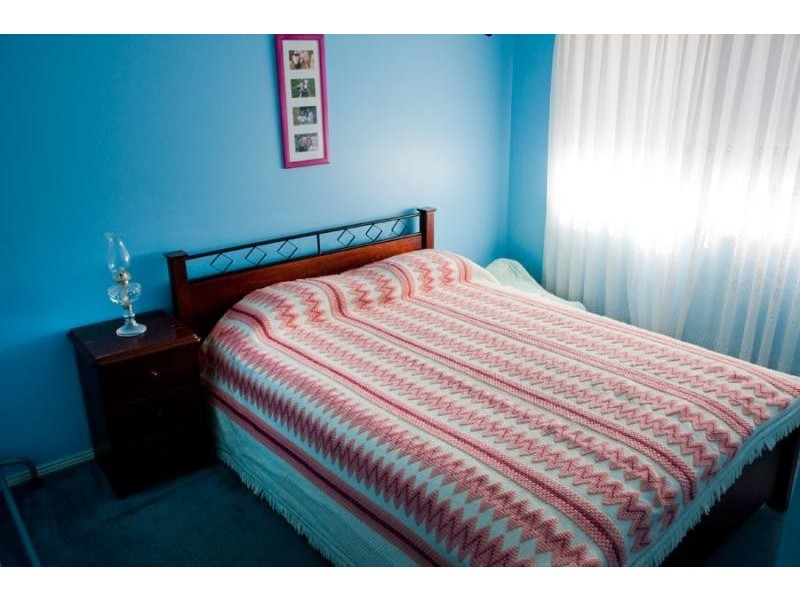 11 Castle Ct, Berkeley NSW 2506