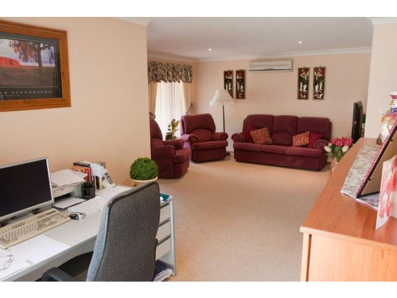 9 Cachia Bvd, Horsley NSW 2530