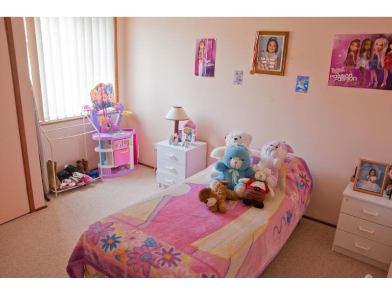 9 Cachia Bvd, Horsley NSW 2530