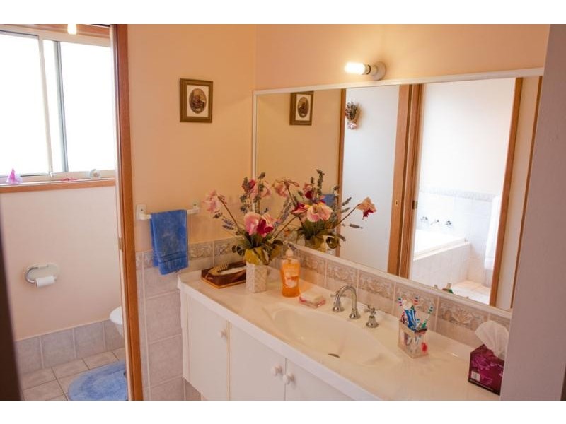 9 Cachia Bvd, Horsley NSW 2530