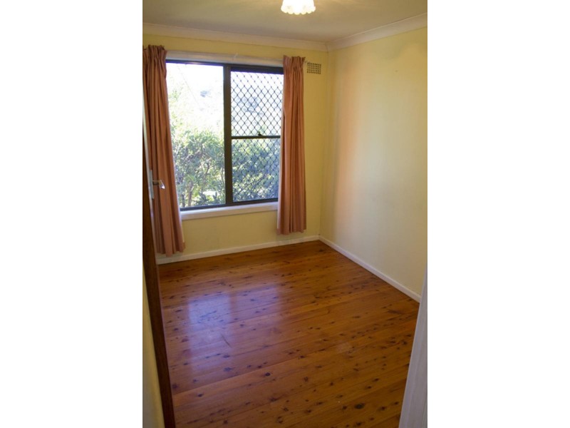 57 Murray Park Rd, Figtree NSW 2525
