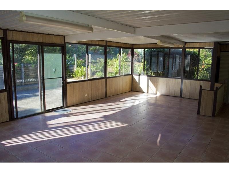 57 Murray Park Rd, Figtree NSW 2525