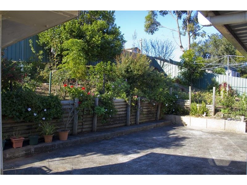 57 Murray Park Rd, Figtree NSW 2525