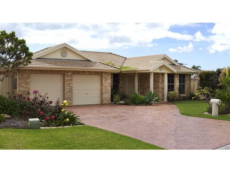 21 Amanda Pl, Horsley NSW 2530