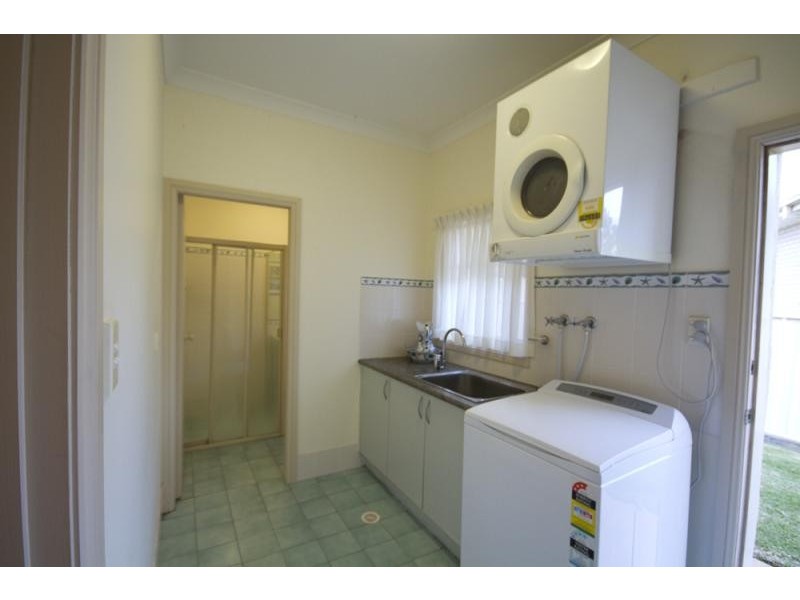 18 Ragamuffin Cct, Shell Cove NSW 2529