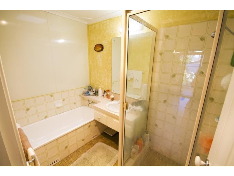 47a Cawdell Dr, Albion Park NSW 2527