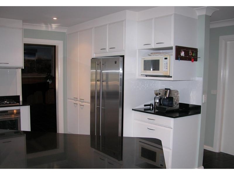 13 Valley Cl, Bayview NSW 2104