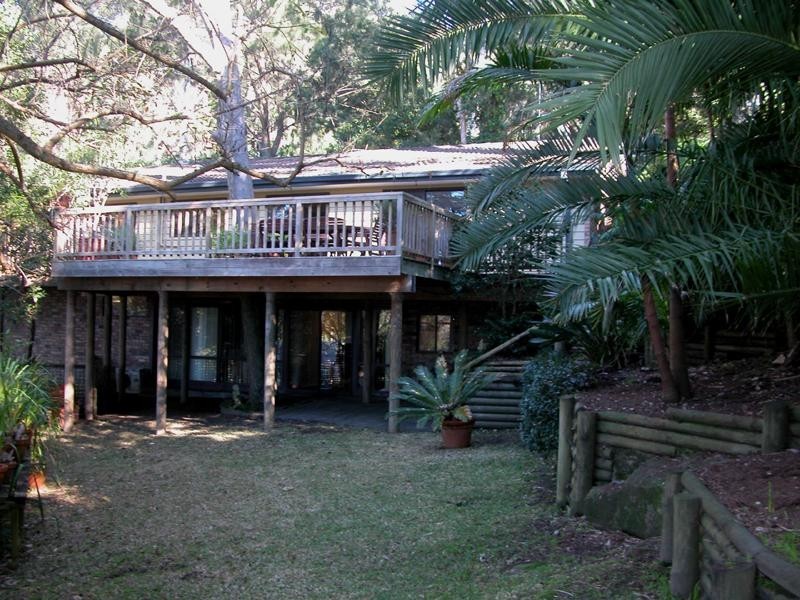 13 Valley Cl, Bayview NSW 2104