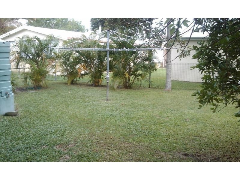 8 Yinni St, Maroochydore QLD 4558