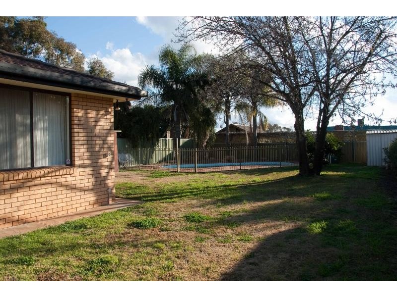 9 Allandale Dr, Dubbo NSW 2830