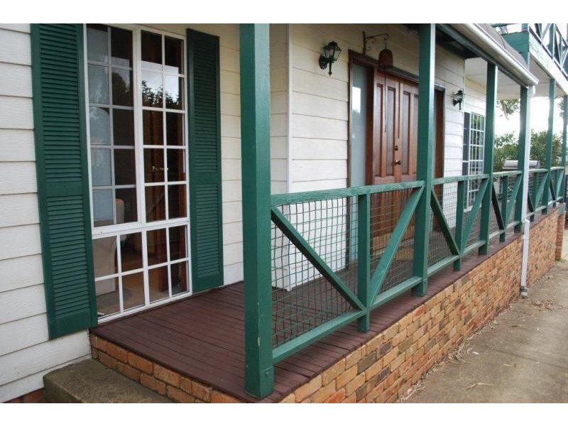 5 Waratah Rd, Engadine NSW 2233