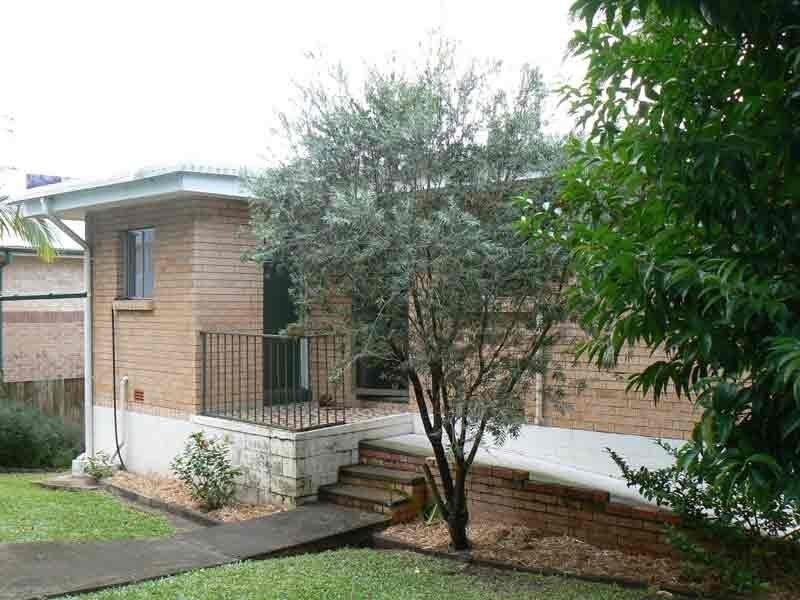 7 Government Rd, Labrador QLD 4215