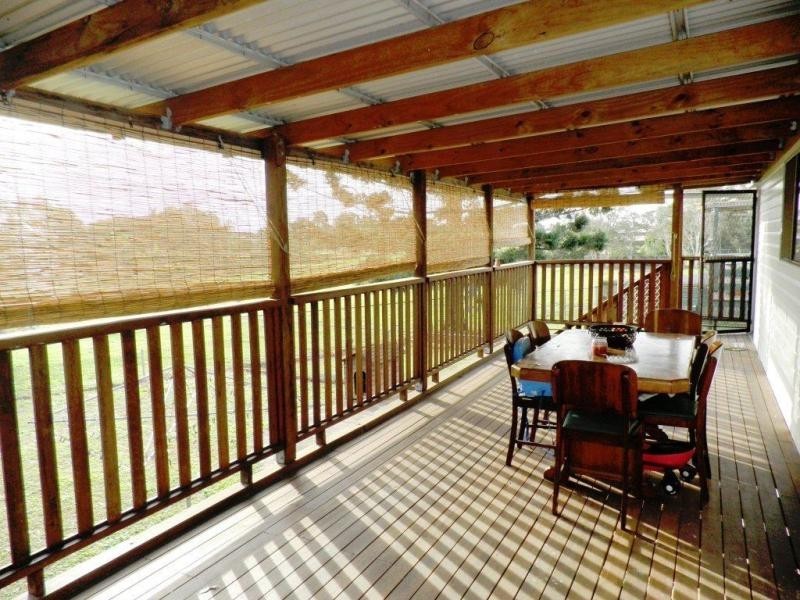 69 Wondall Rd, Wynnum West QLD 4178