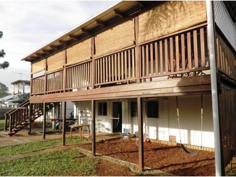 69 Wondall Rd, Wynnum West QLD 4178