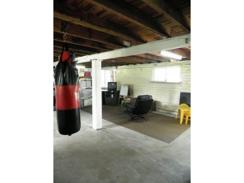 69 Wondall Rd, Wynnum West QLD 4178