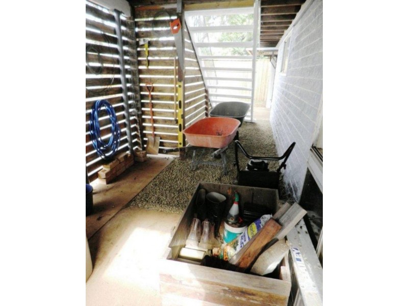 69 Wondall Rd, Wynnum West QLD 4178