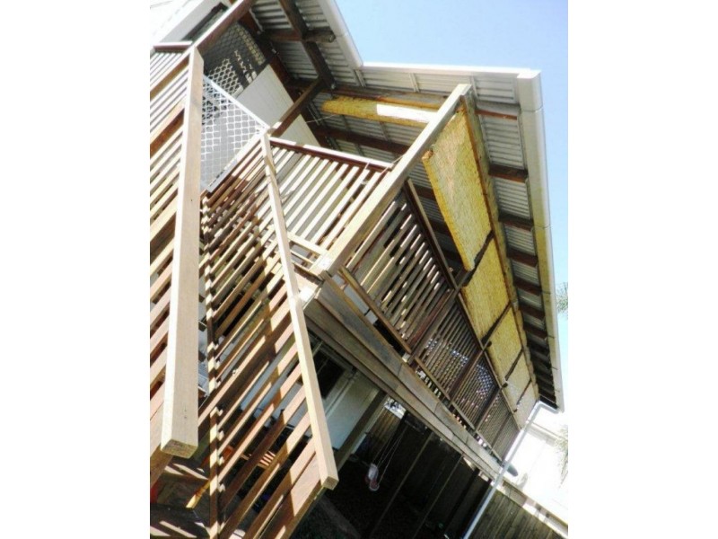 69 Wondall Rd, Wynnum West QLD 4178