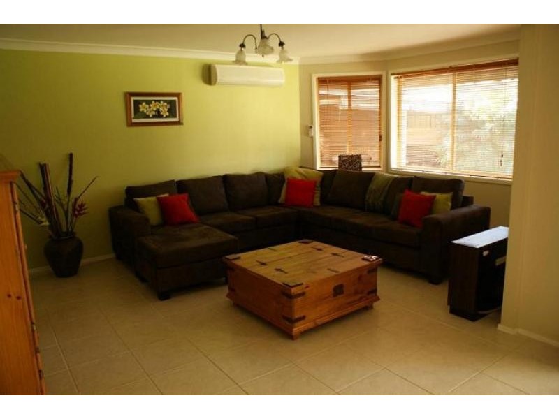 176 Panorama Dr, Farmborough Heights NSW 2526