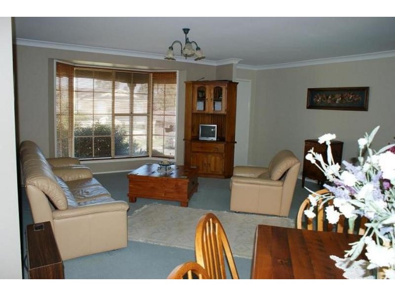 176 Panorama Dr, Farmborough Heights NSW 2526