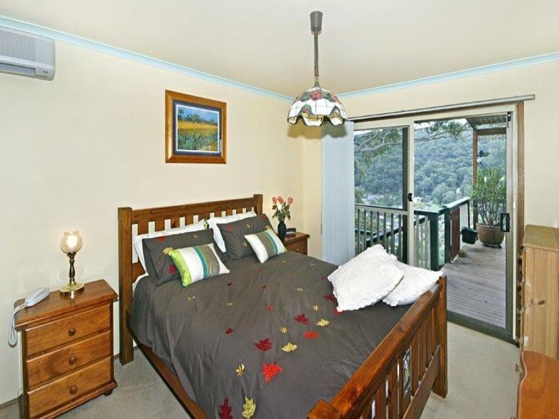 10 Sublime Point  Ave, Tascott NSW 2250