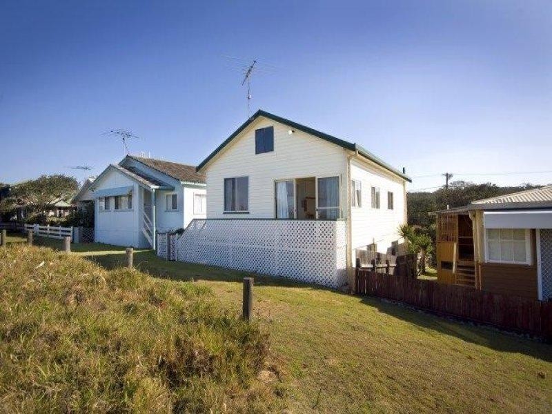 22 Main St, Wooli NSW 2462