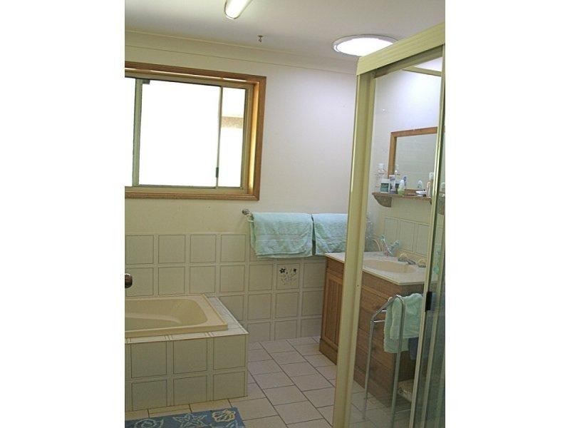 4 Middle Creek Rd, Coutts Crossing NSW 2460