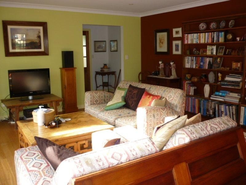 3 Clarence Rd, Springfield NSW 2250