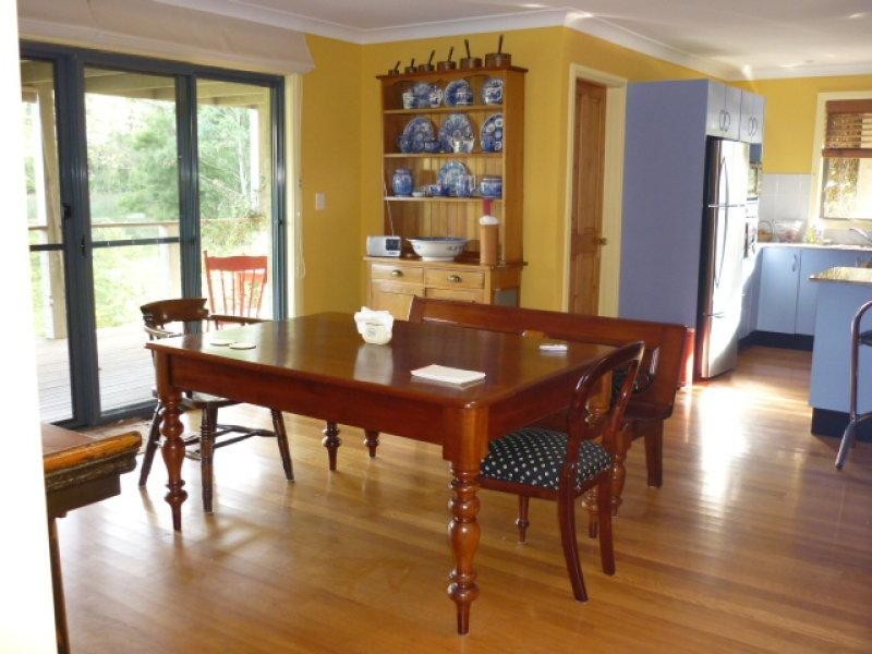 3 Clarence Rd, Springfield NSW 2250