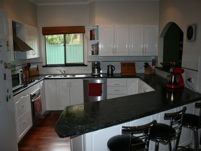 225 President Ave, Miranda NSW 2228