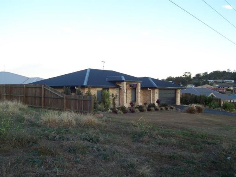 638 Boundary St, Glenvale QLD 4350