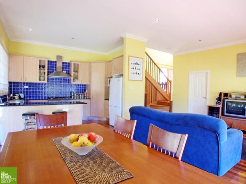 27 Bertram Cl, Tarrawanna NSW 2518