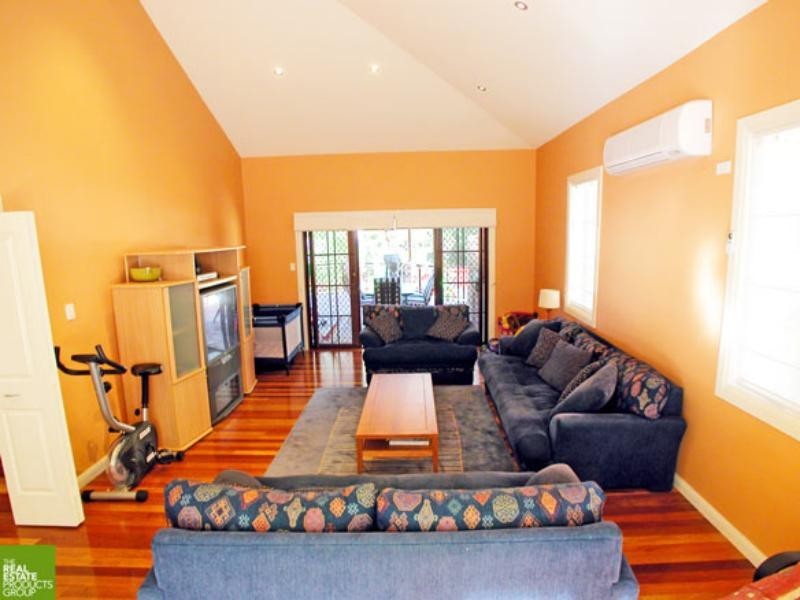 27 Bertram Cl, Tarrawanna NSW 2518