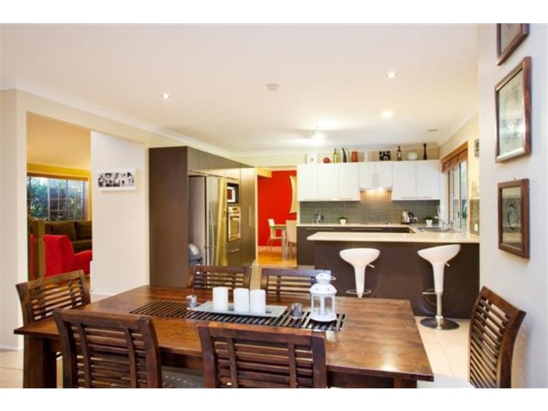 22 Poinsettia Cres, Calamvale QLD 4116