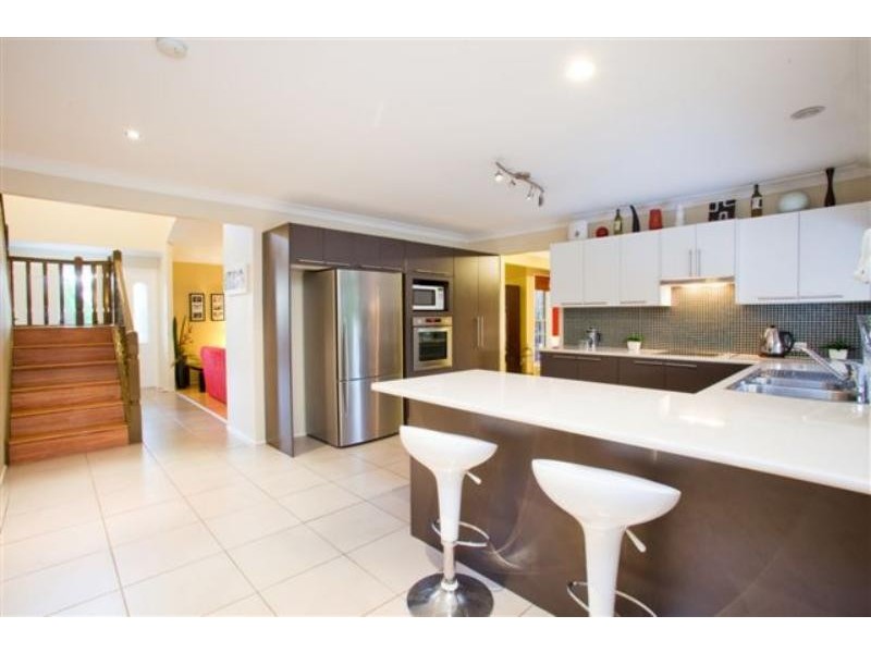 22 Poinsettia Cres, Calamvale QLD 4116