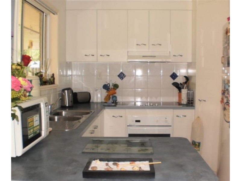 9 Aqualine Dr, Point Vernon QLD 4655