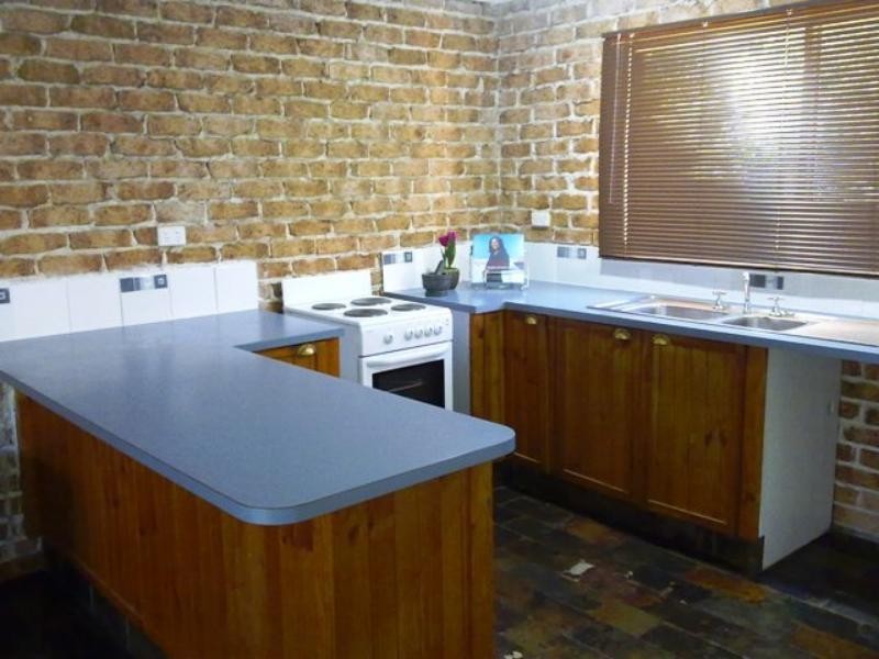 2 Hughes Cres, Kiama Downs NSW 2533