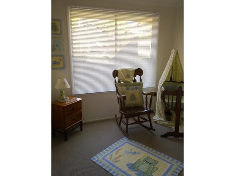 2 Hughes Cres, Kiama Downs NSW 2533