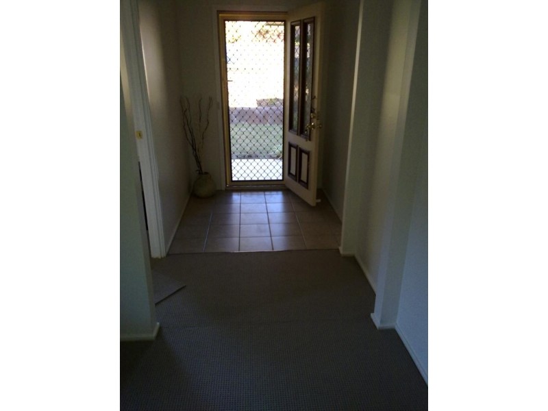 2 Hughes Cres, Kiama Downs NSW 2533