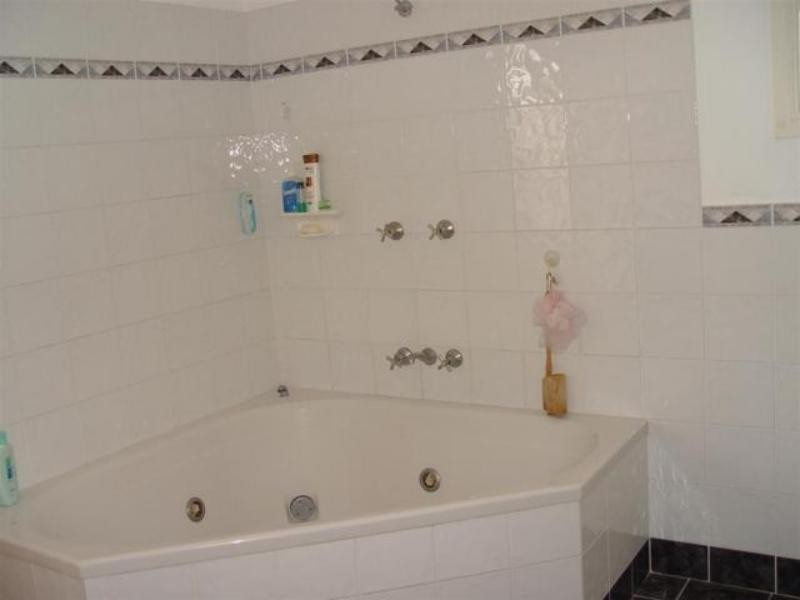 175 Torbay Rd, Chandler QLD 4155